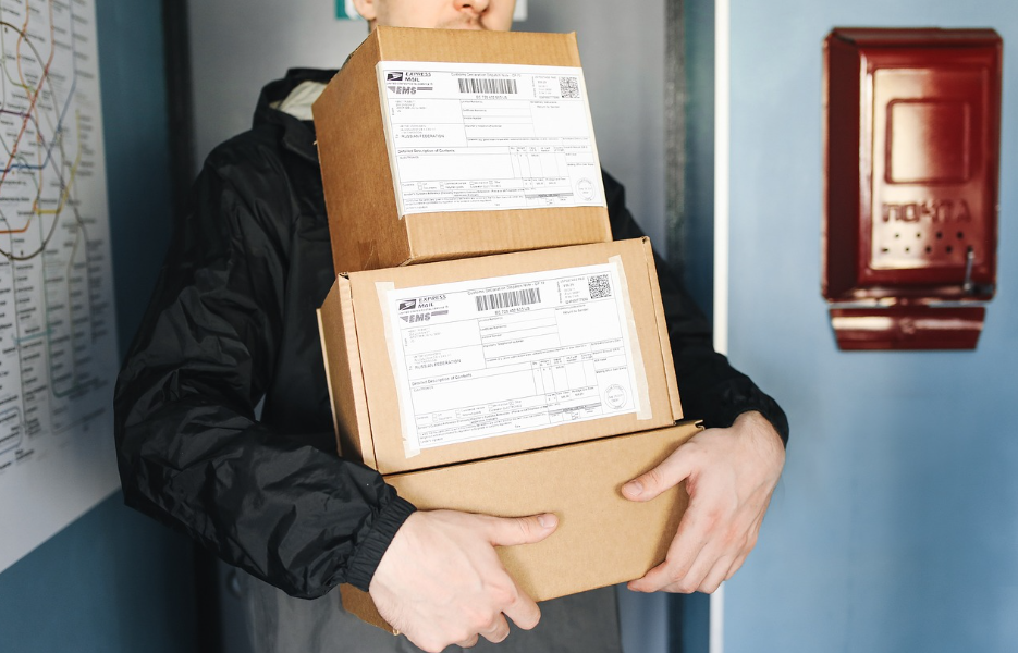 Does Evri Deliver on Saturdays in the UK