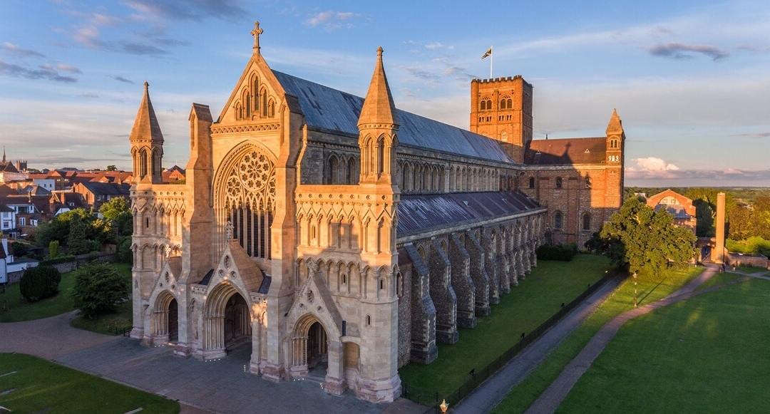 St Albans Cathedral – Built on Roman Site (8th Century)