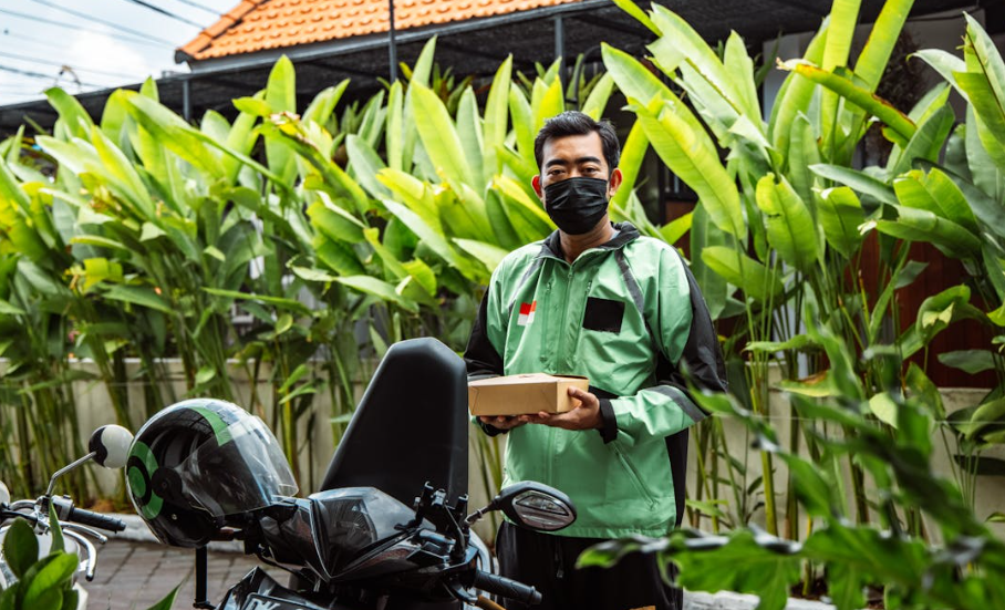 Delivery Driver (HGVLGV)