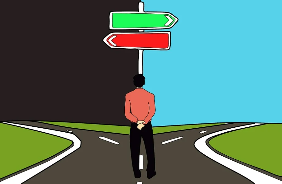 How to Choose the Right £100K Path Without a Degree
