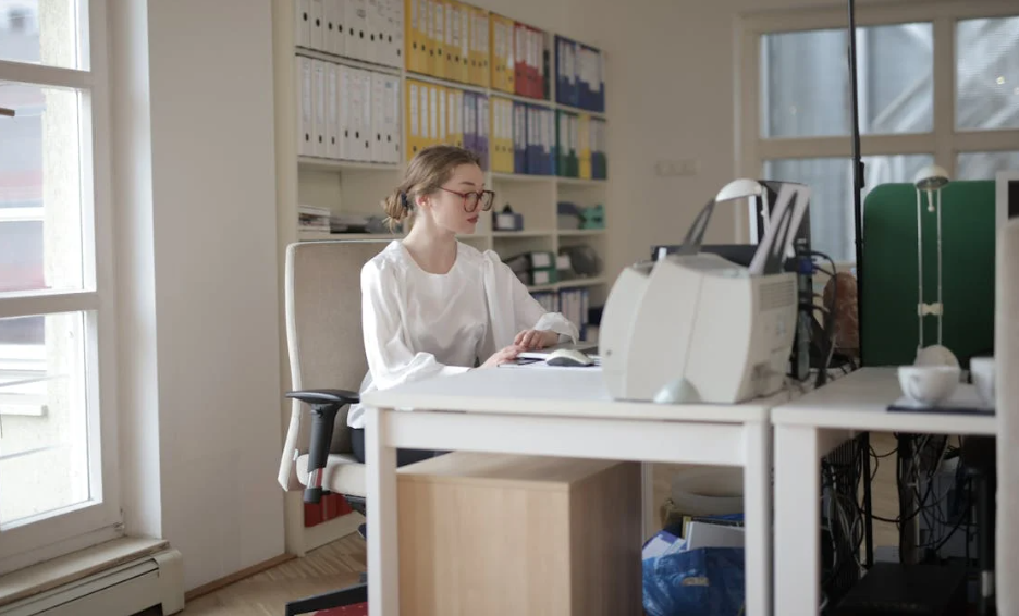 Should you operate as a sole trader or a limited company in the UK