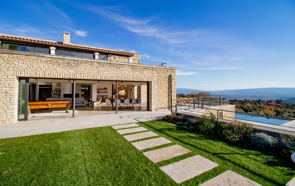 4. Bastide M, Gordes & surroundings