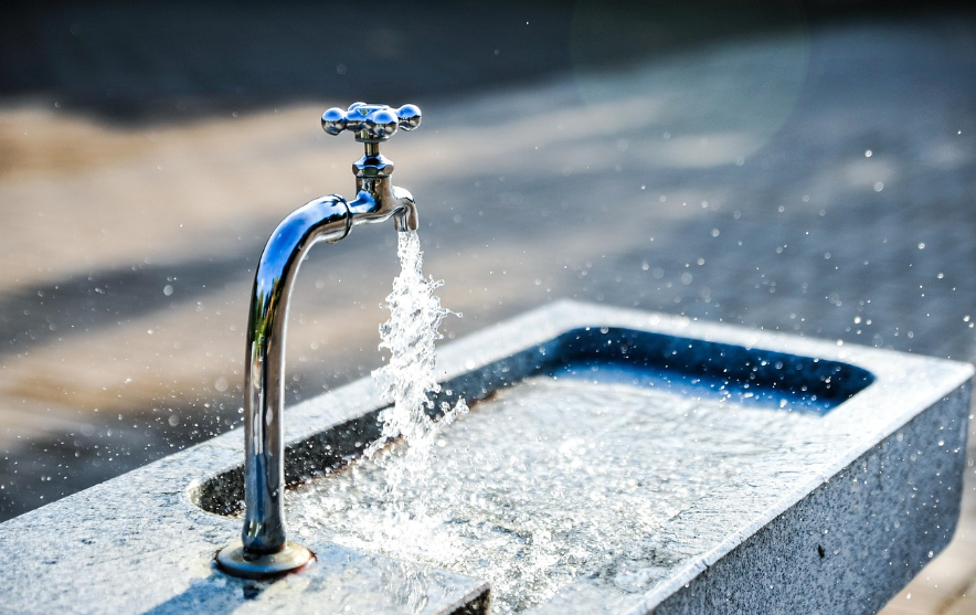 What contaminants should you be aware of in London tap water