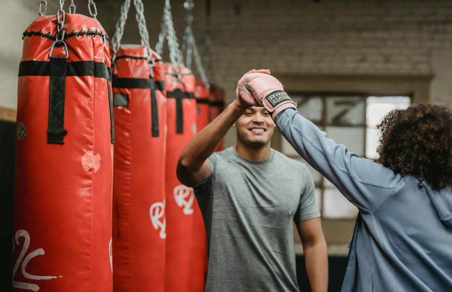 What should parents and teens look for when choosing a gym