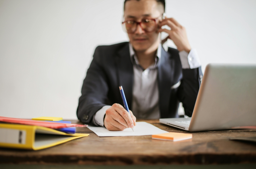 What Should You Expect When You Call the Universal Credit Helpline